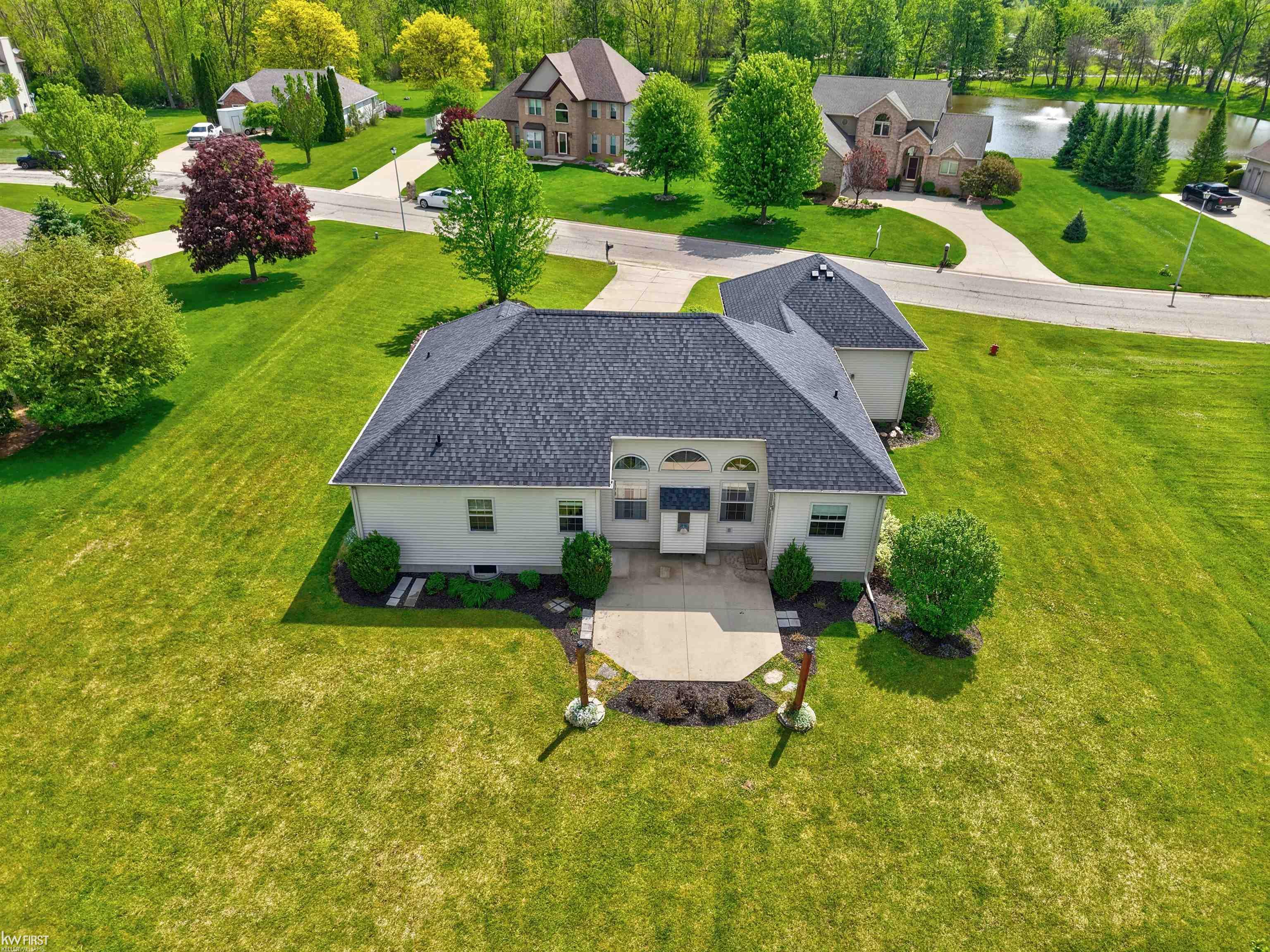 9484 Aspen View Drive