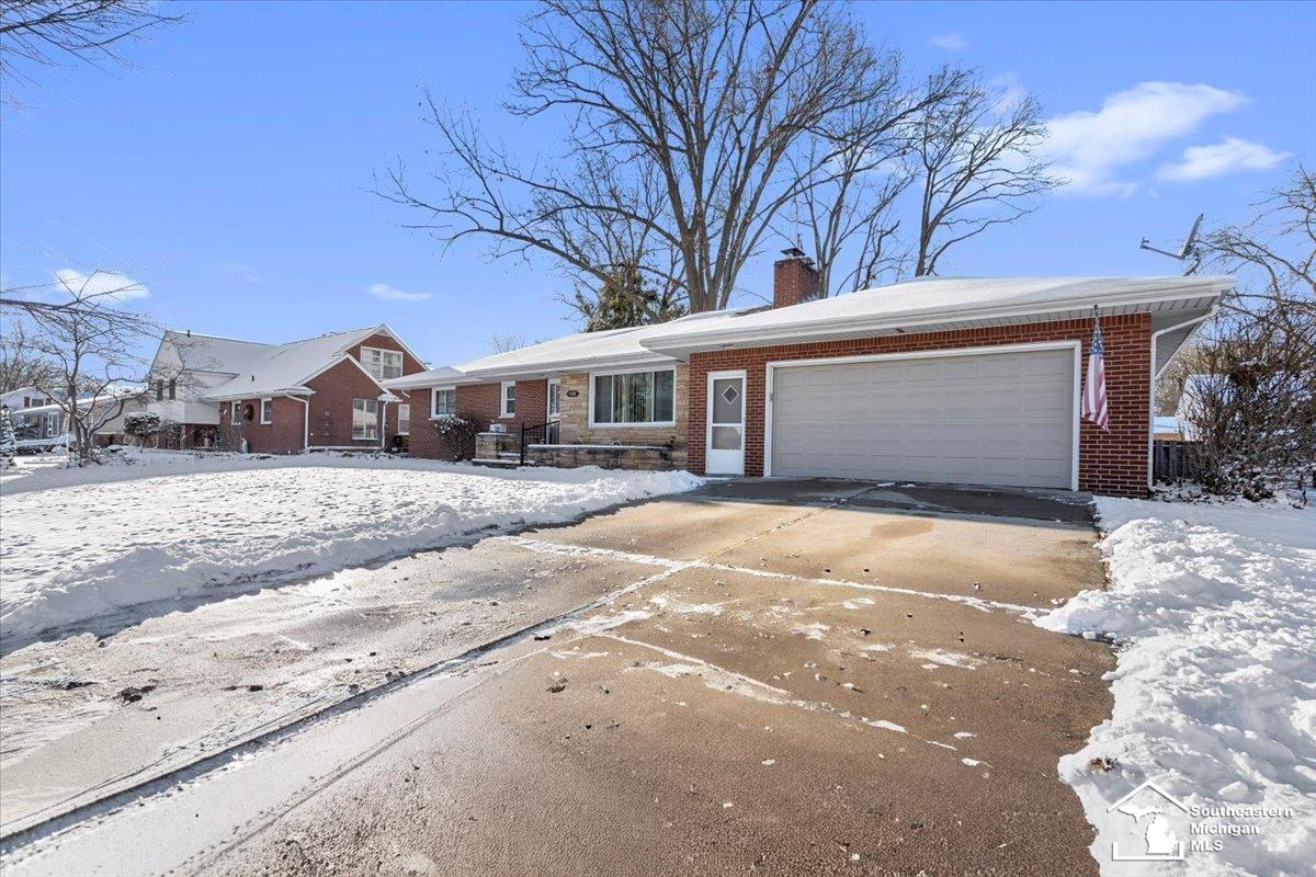 1333 Riverview Avenue