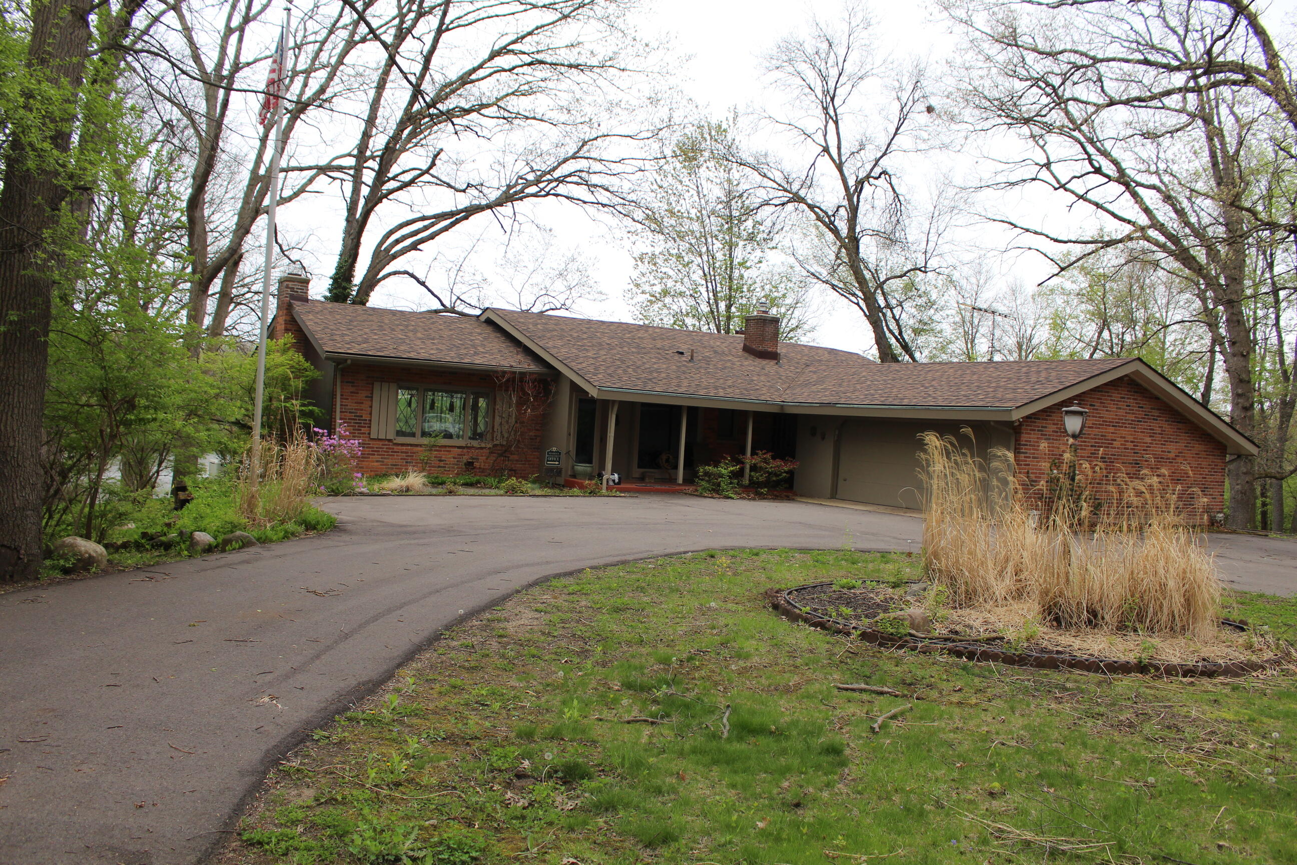 6300 Indian Hills Drive