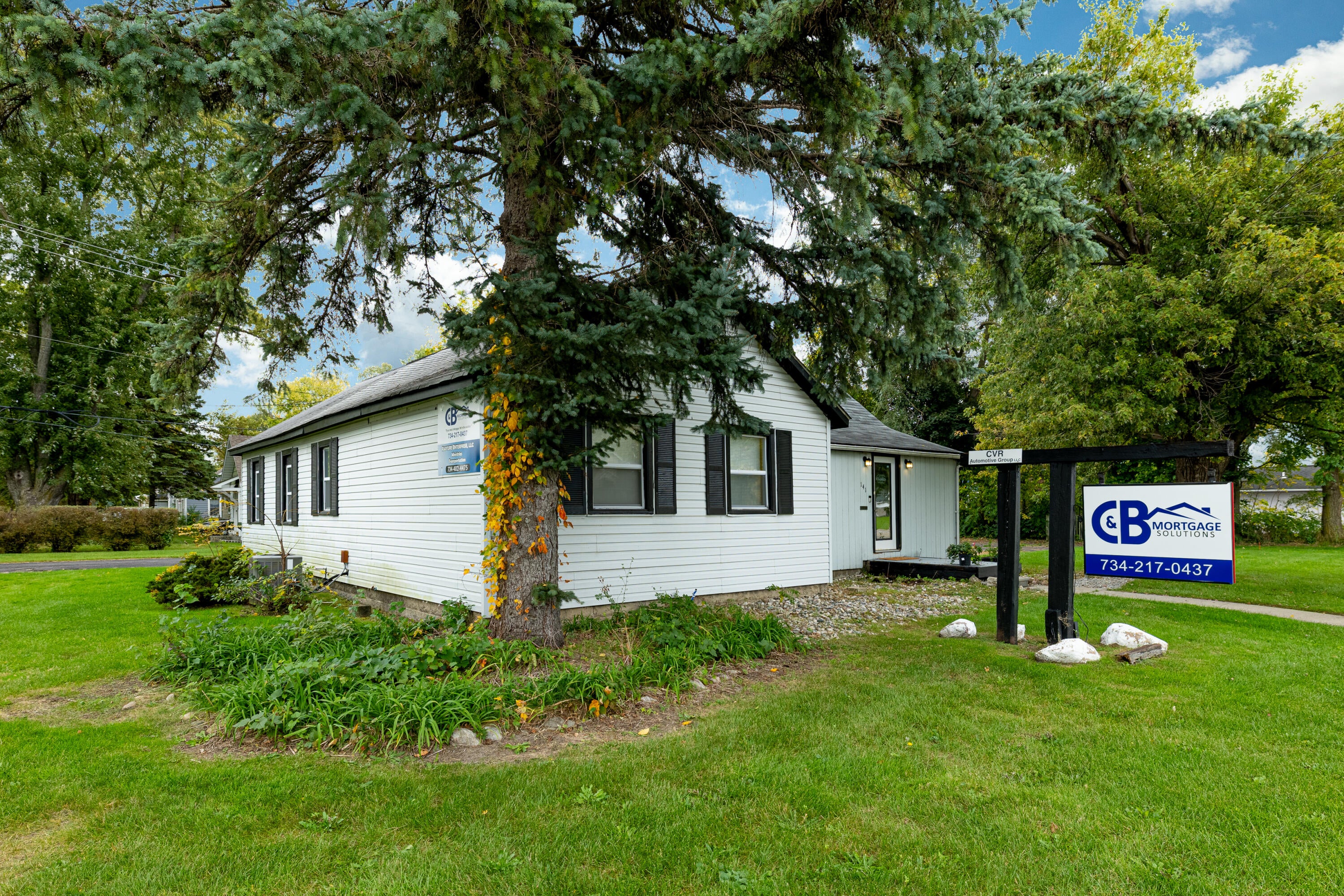 141 Ecorse Road