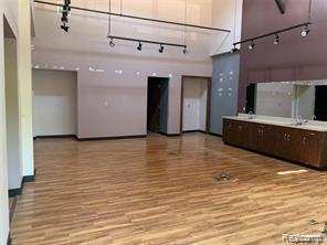 123 N Bridge Street 3