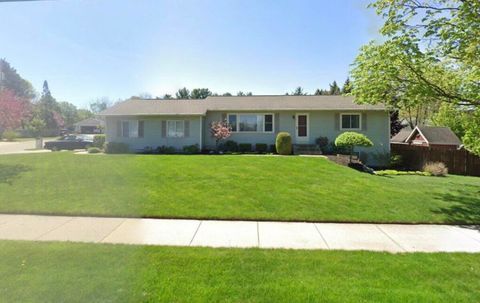 3611 All Pine Court SW Grandville City MI 49418