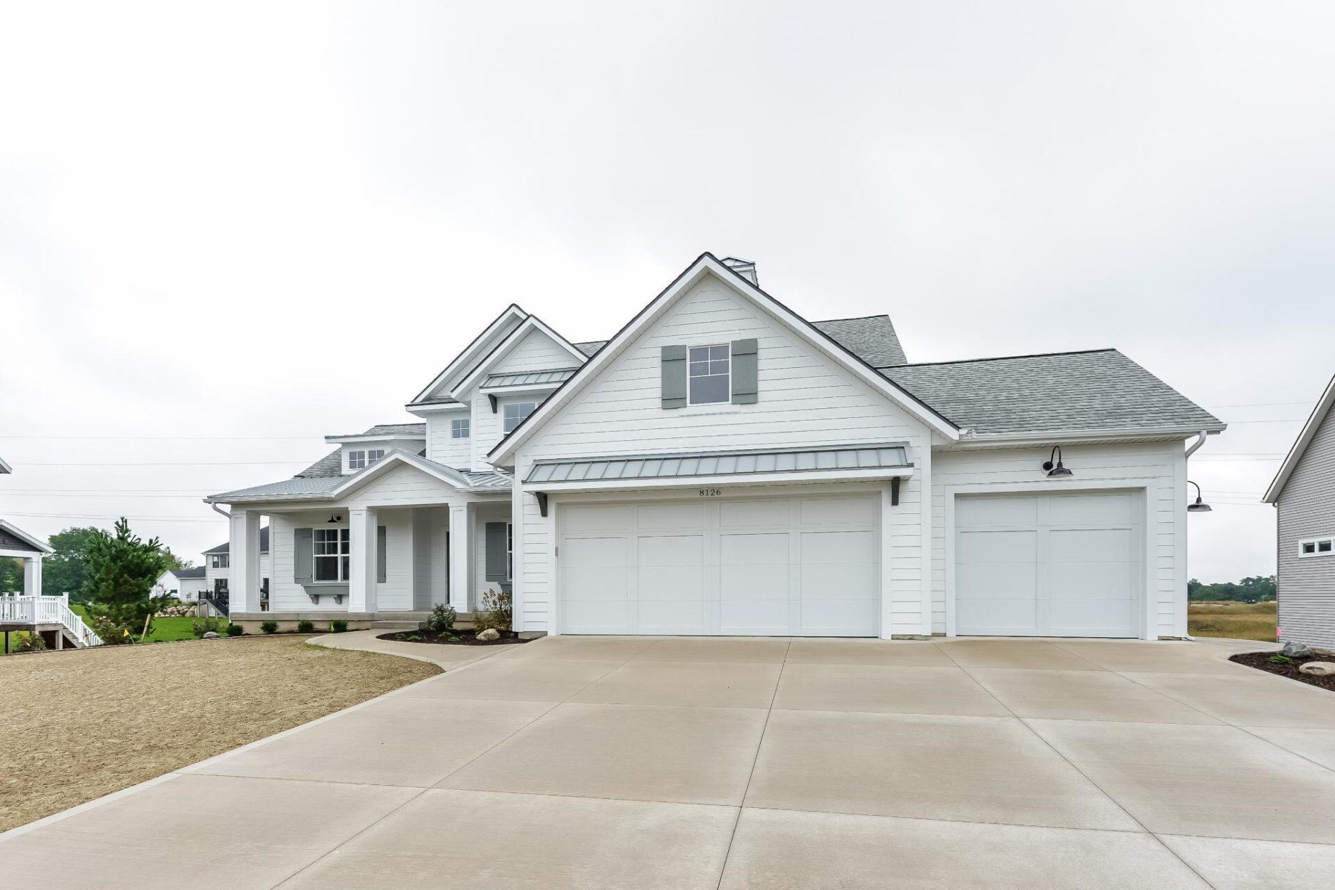 3336 Hideaway Drive SE