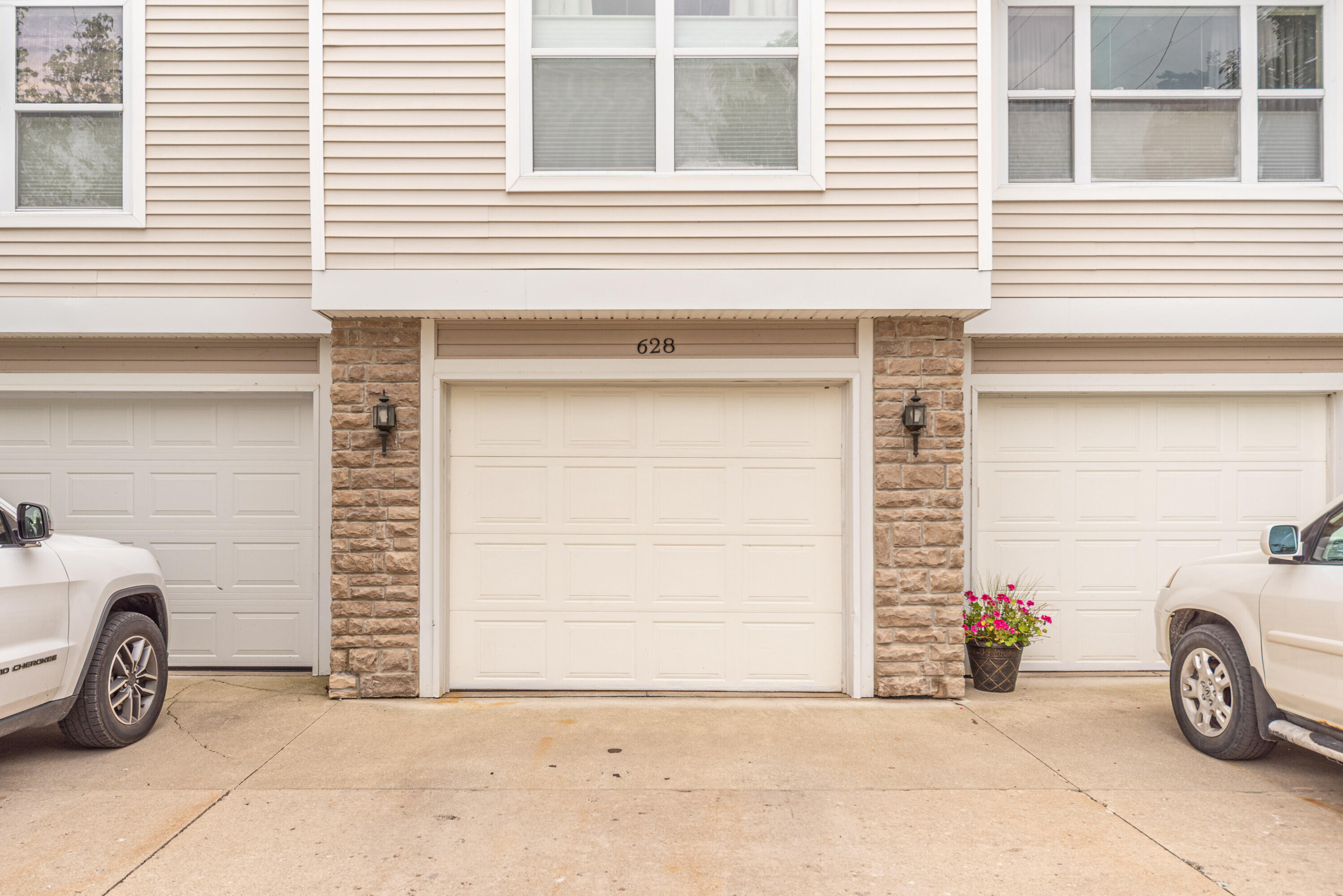 628 Riverstone Lane