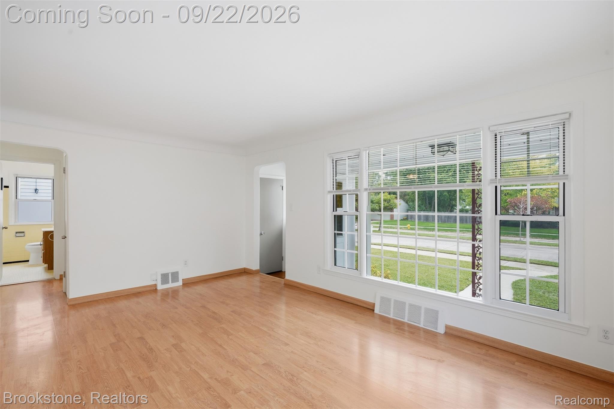 14085 Lincoln Street