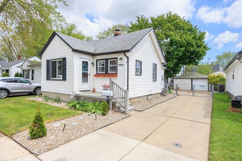 28066 MAPLE Street Roseville City Macomb MI 48066