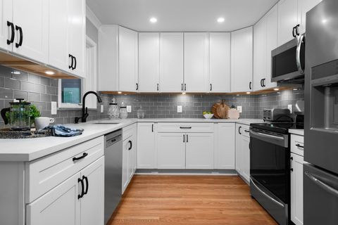 Tiny photo for 2316 Brockman Boulevard, Ann Arbor, MI 48104 (MLS # 81026009871)