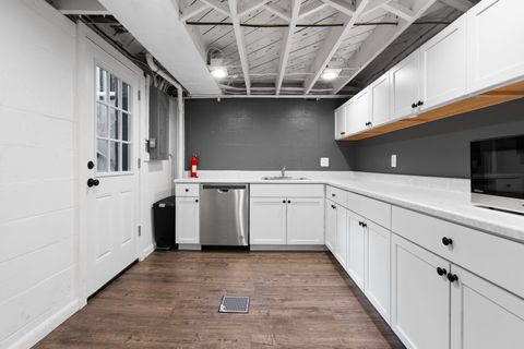 Tiny photo for 2316 Brockman Boulevard, Ann Arbor, MI 48104 (MLS # 81026009871)