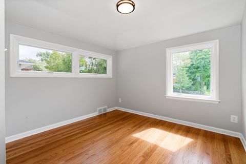 Tiny photo for 2316 Brockman Boulevard, Ann Arbor, MI 48104 (MLS # 81026009871)