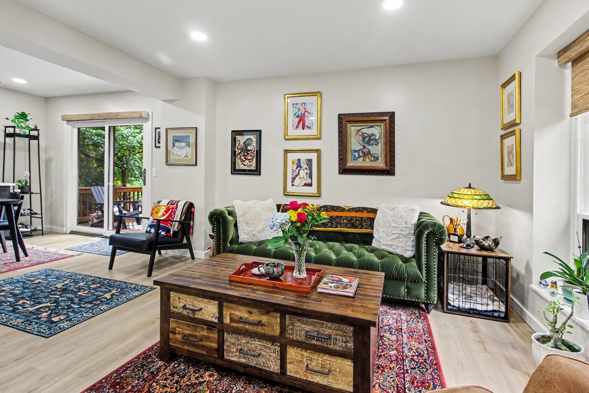592 S 7th Street