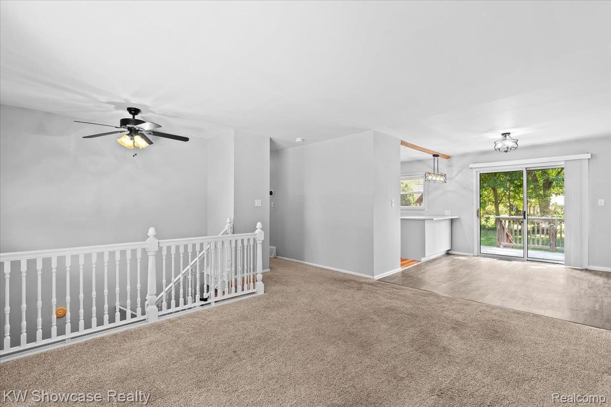 2370 Roselawn Street