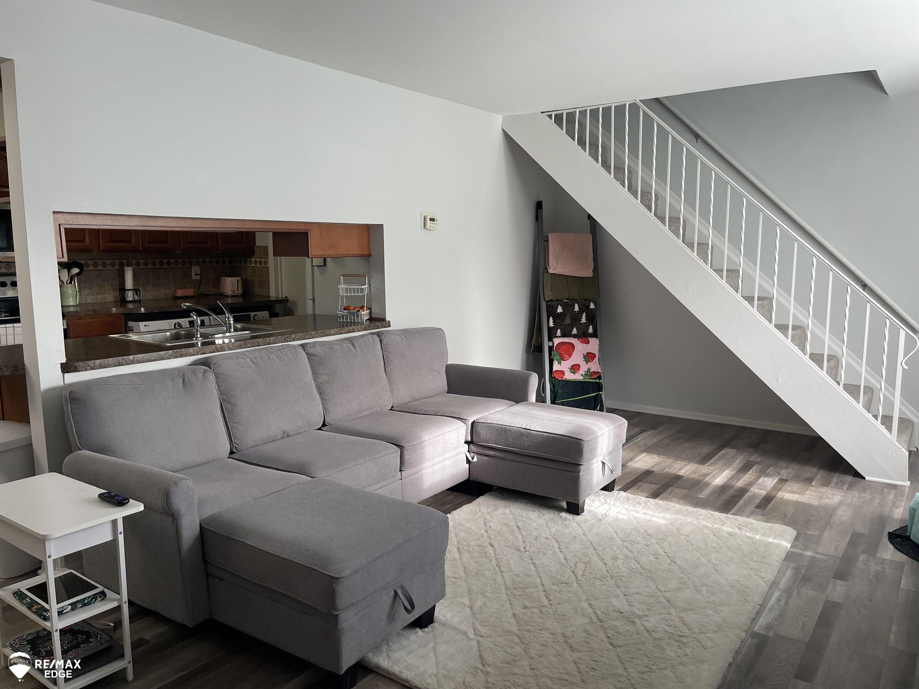 9469 Parkwood North Drive