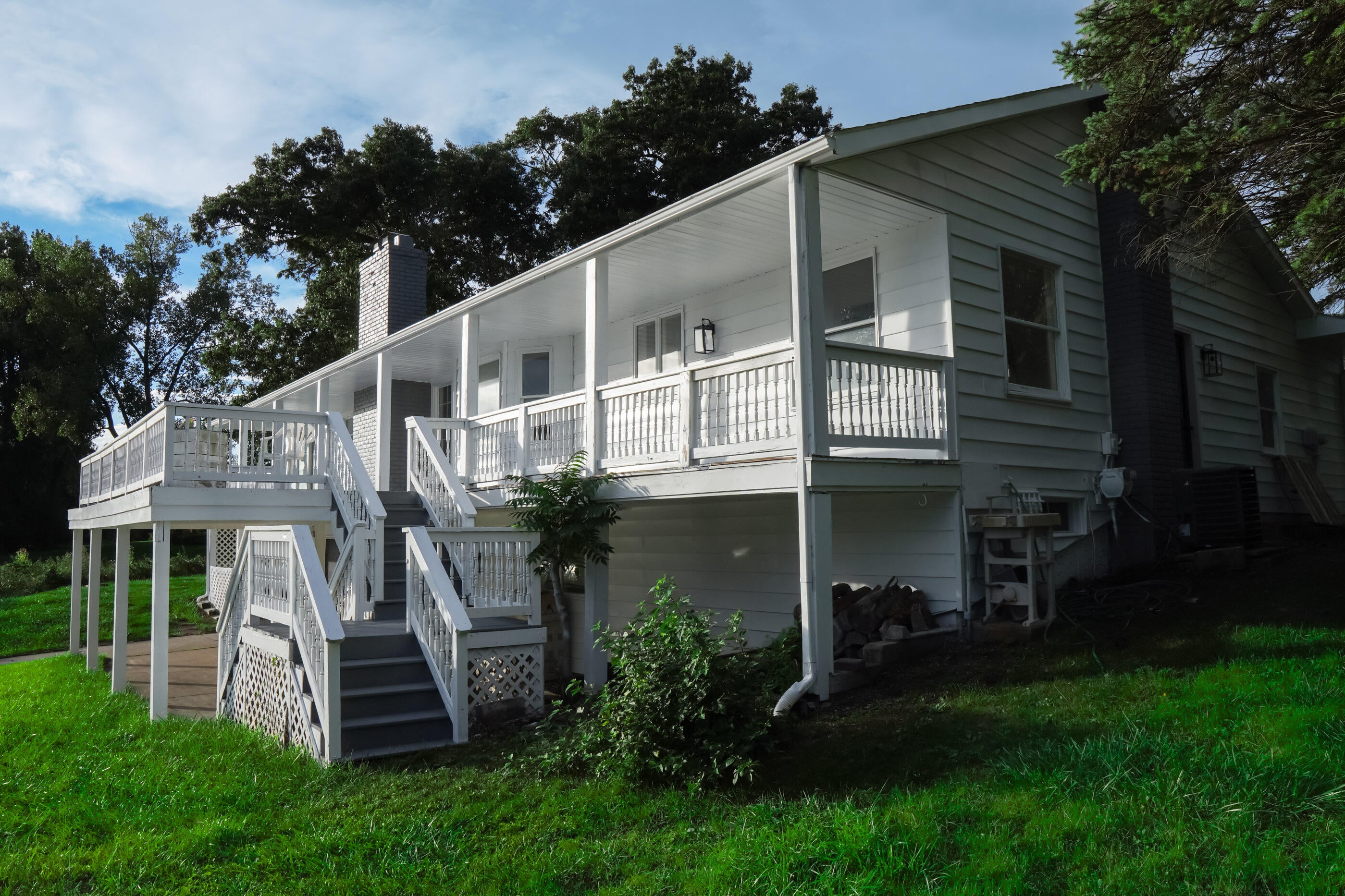 982 Artdale Drive