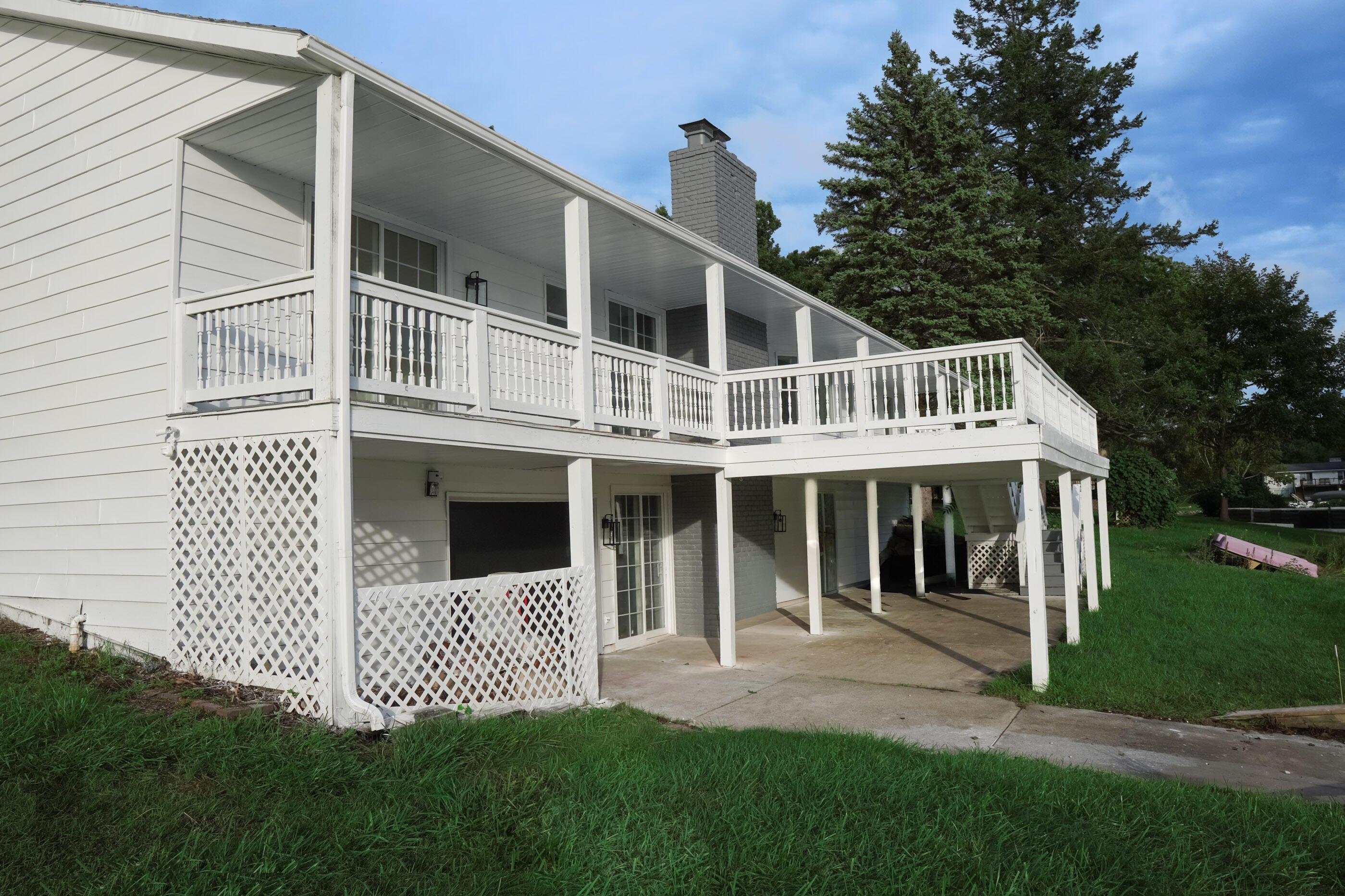 982 Artdale Drive