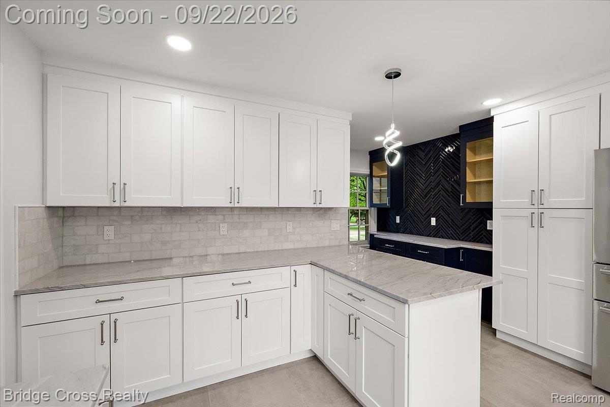 330 N Cranbrook Cross Road