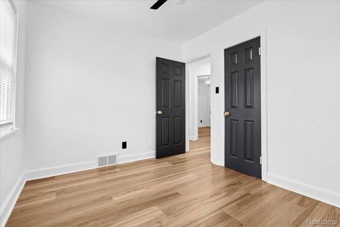 Tiny photo for 18061 Kentucky Street, Detroit City, MI 48221 (MLS # 20261021767)