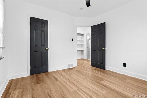 Tiny photo for 18061 Kentucky Street, Detroit City, MI 48221 (MLS # 20261021767)