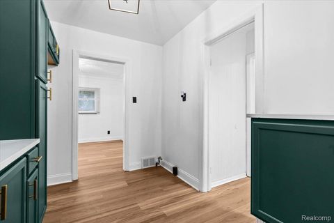 Tiny photo for 18061 Kentucky Street, Detroit City, MI 48221 (MLS # 20261021767)