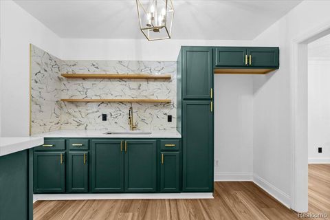 Tiny photo for 18061 Kentucky Street, Detroit City, MI 48221 (MLS # 20261021767)