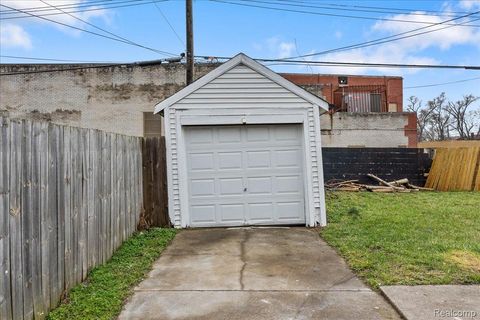 Tiny photo for 18061 Kentucky Street, Detroit City, MI 48221 (MLS # 20261021767)