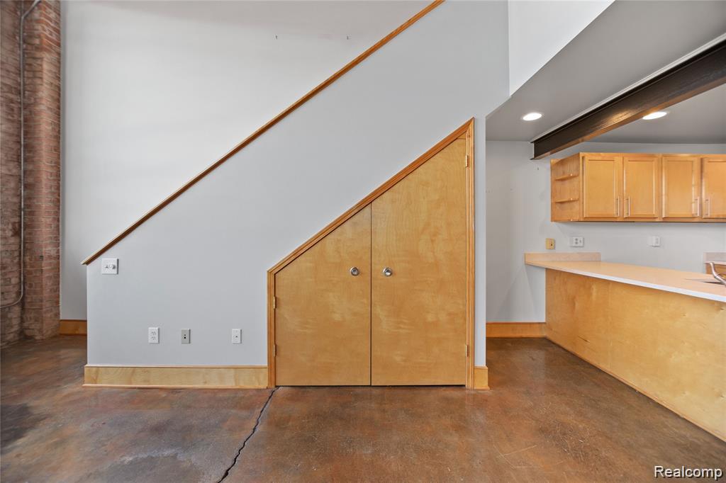 Detroit City, Michigan 48207, United States, 1 Bedroom Bedrooms, ,1 BathroomBathrooms,Residential,Active,192391