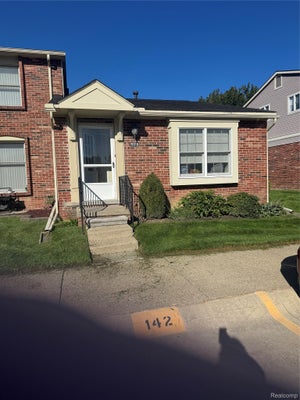 19918 S GREAT OAKS CIR # 136, CLINTON TOWNSHIP, MI 48036 - Image 3b6a70d14aa09175ca6fd3fe713fa2cf/640833665