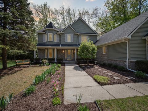 42167 WOODCREEK Lane Canton Charter Township Wayne MI 48188