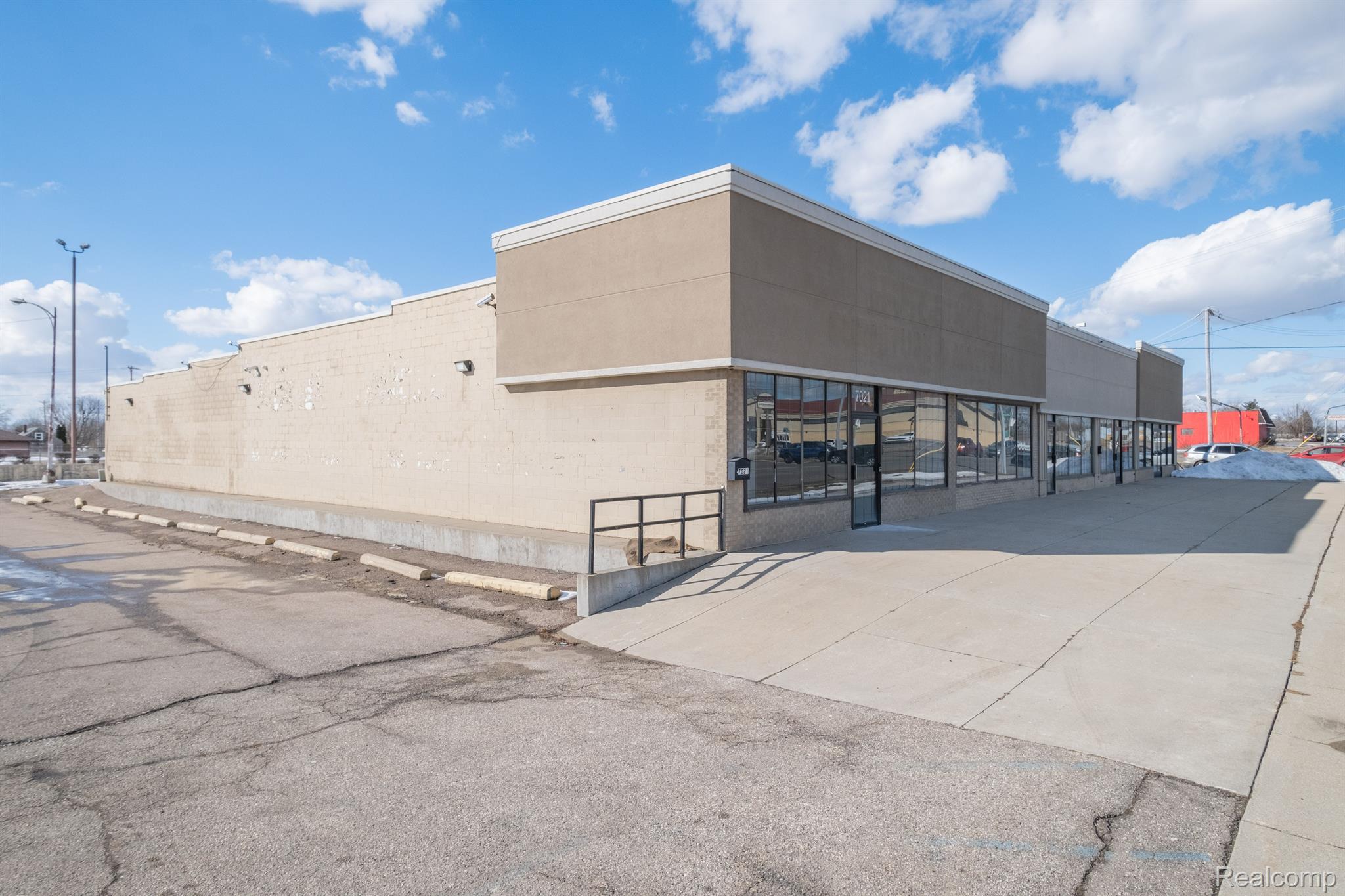 Flint, Michigan 48505, United States, ,Commercial,Active,82804