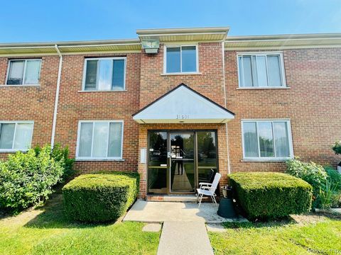 31801 KELLY Road 24 Fraser City MI 48026