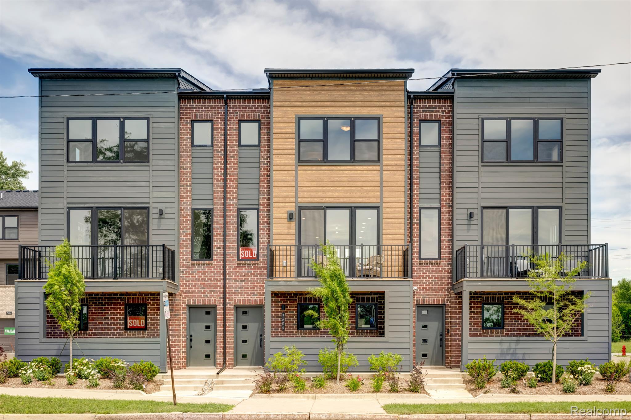 3658 TRUMBULL Street 29