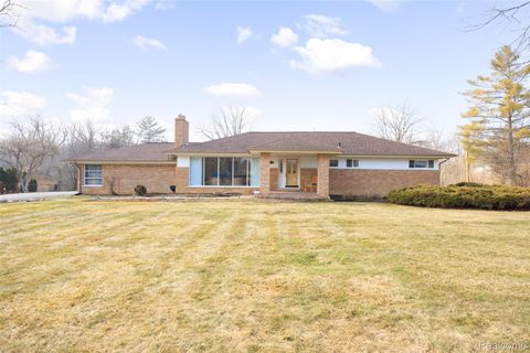 7326 Old Mill Road Bloomfield Hills City MI 48301