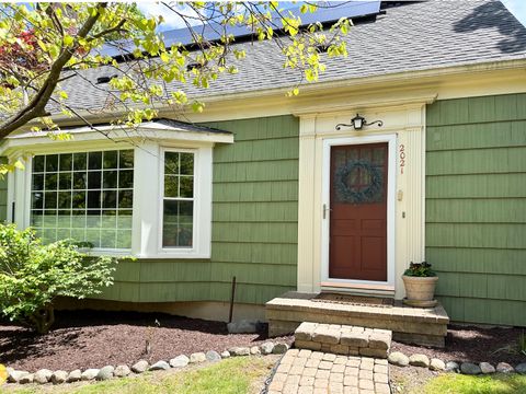 2021 Geddes Ave. Avenue Ann Arbor City MI 48104