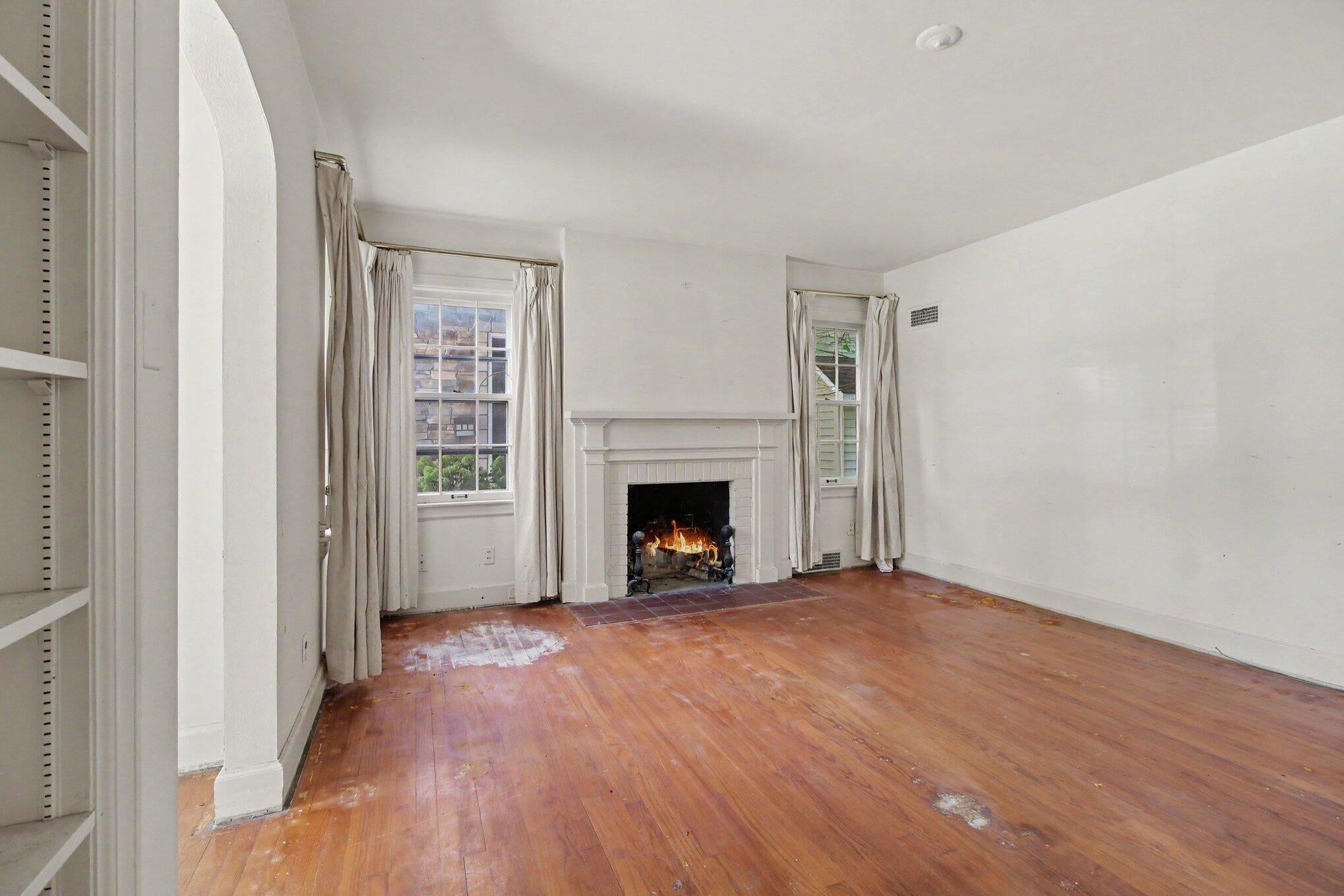 401 W Keech Avenue
