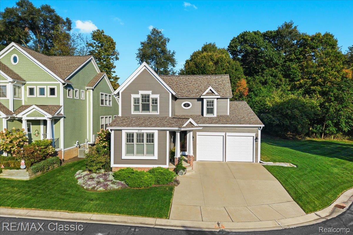 313 River Wood Trail