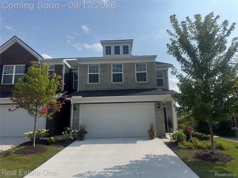 Photo of 297 Strawberry Drive, Rochester Hills City, MI 48307 (MLS # 20261065352)