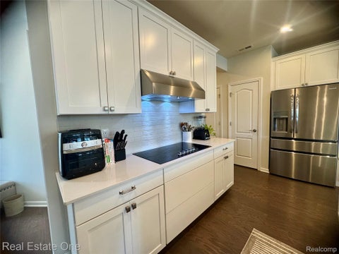 Tiny photo for 297 Strawberry Drive, Rochester Hills City, MI 48307 (MLS # 20261065352)