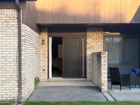 Tiny photo for 602 Country Club Dr, St Clair Shores City, MI 48082 (MLS # 58050225414)