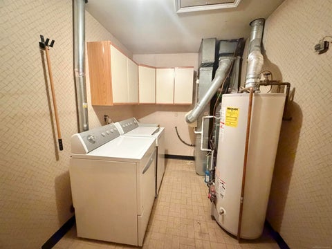 Tiny photo for 602 Country Club Dr, St Clair Shores City, MI 48082 (MLS # 58050225414)