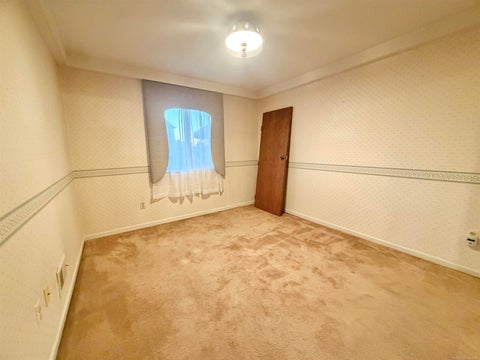 Tiny photo for 602 Country Club Dr, St Clair Shores City, MI 48082 (MLS # 58050225414)