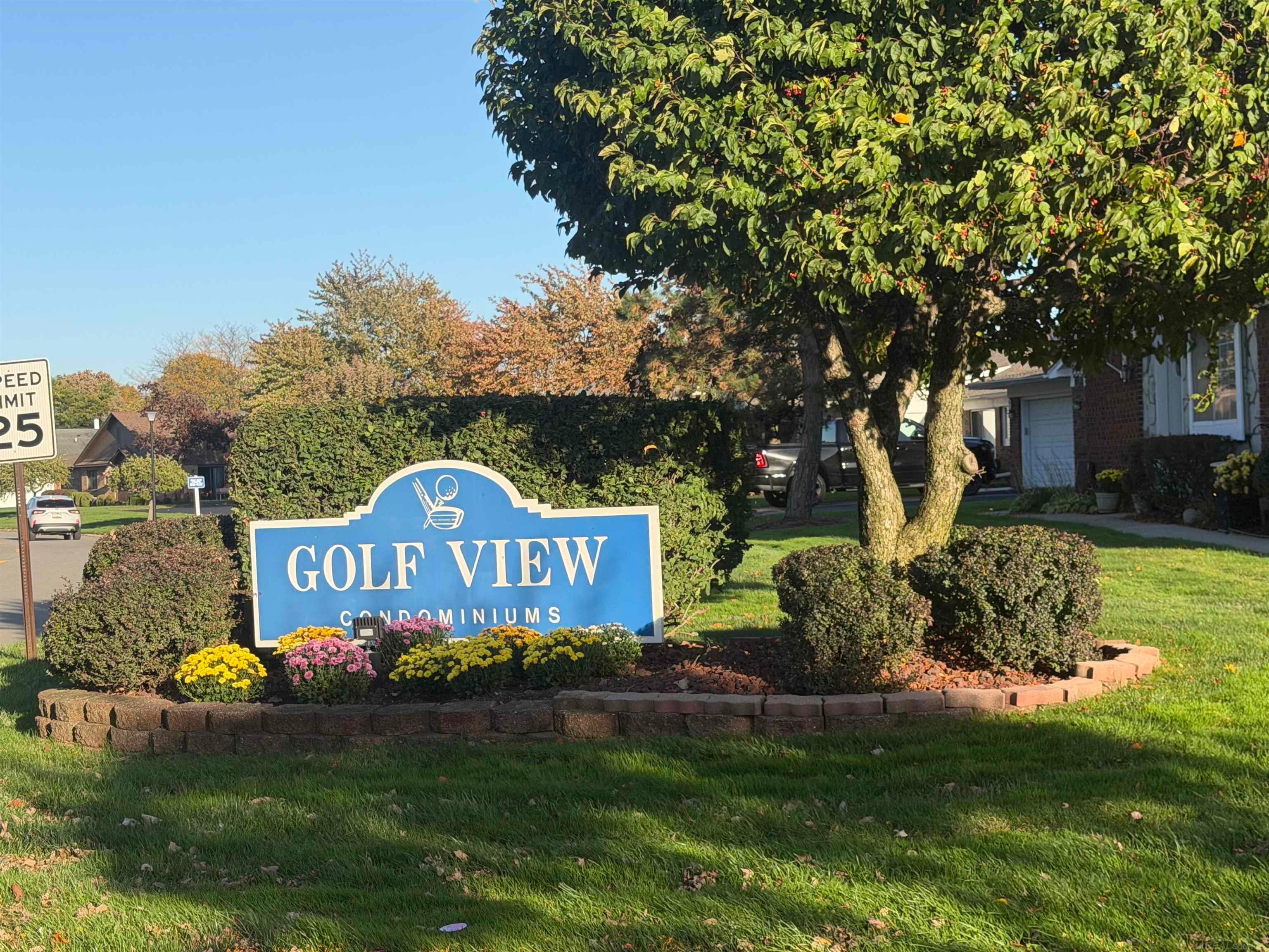 602 Country Club Dr Drive