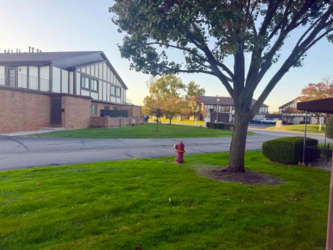 Tiny photo for 602 Country Club Dr, St Clair Shores City, MI 48082 (MLS # 58050225414)