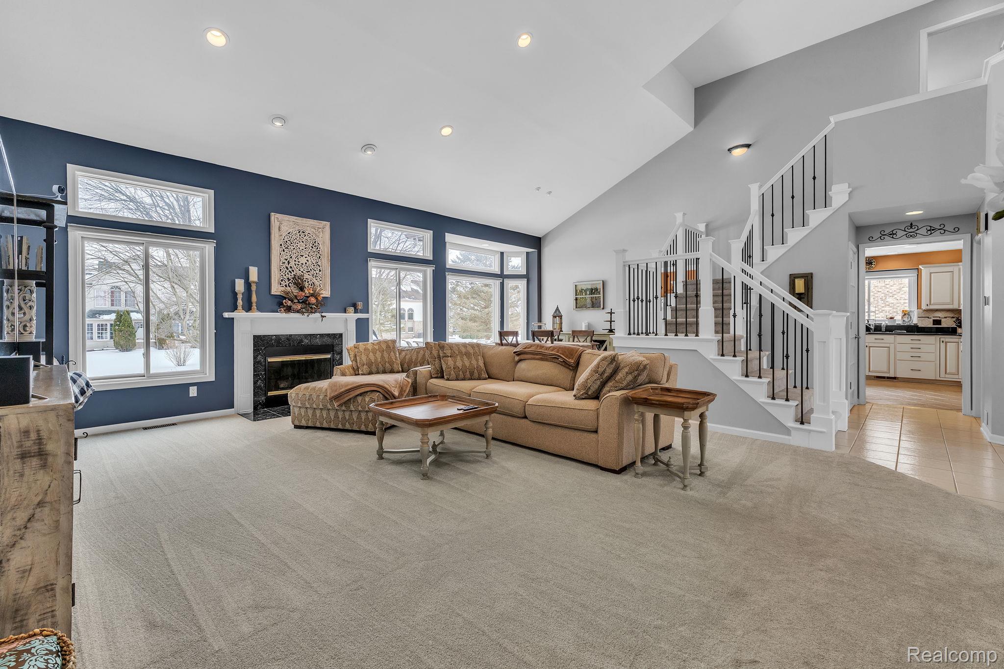 48123 Covington Court