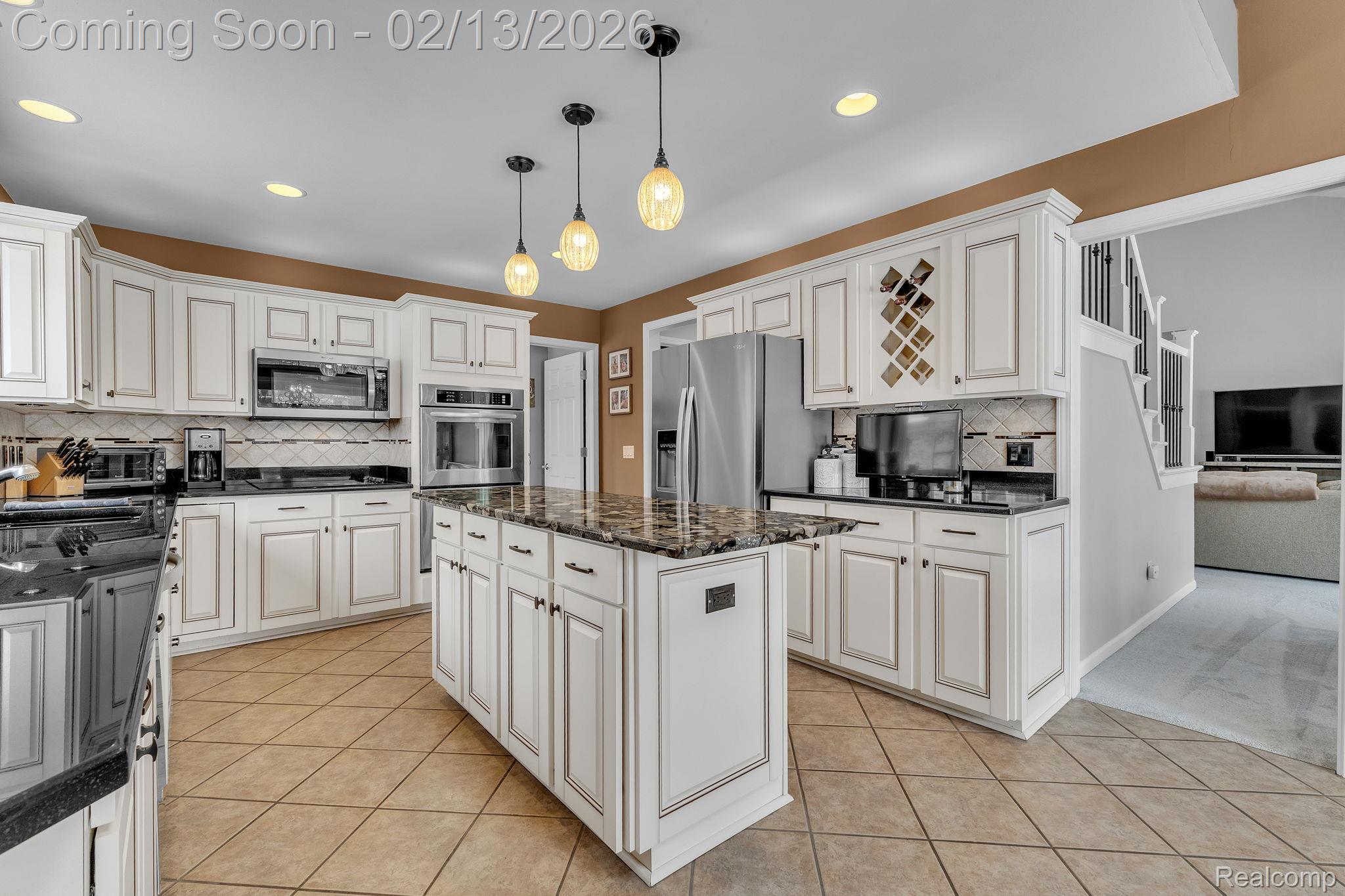 48123 Covington Court