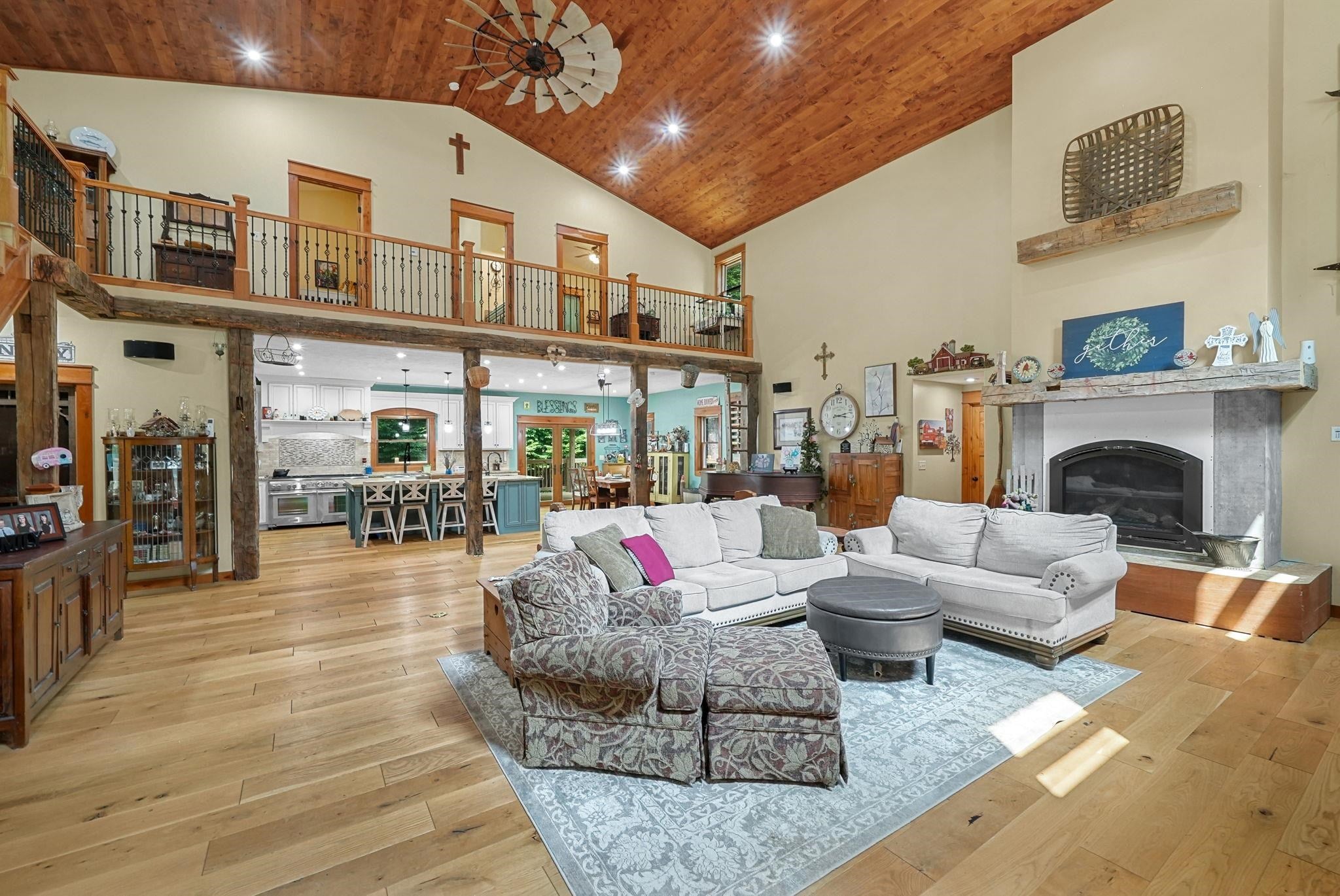 1335 Lamerson Lane
