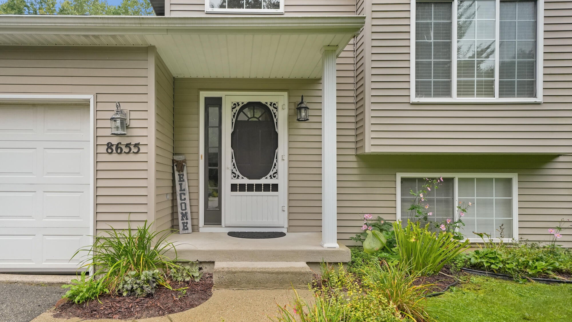 8655 Wildcat Run Drive NE