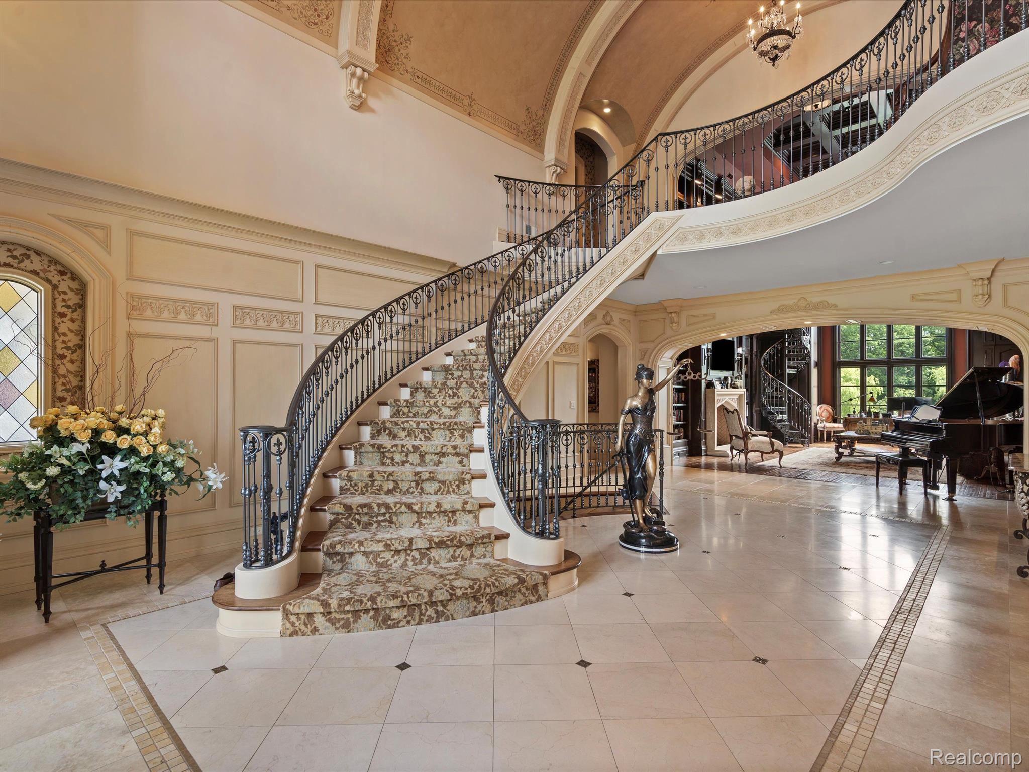 5537 ORCHARD RIDGE Drive