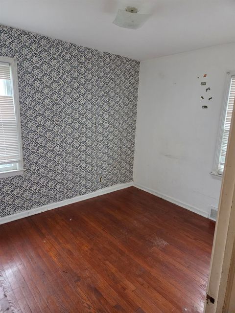 Tiny photo for 3101 BRYNMAWR Place, Flint City, MI 48504 (MLS # 5050203318)