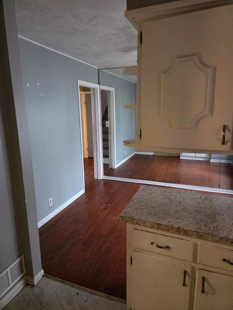 Tiny photo for 3101 BRYNMAWR Place, Flint City, MI 48504 (MLS # 5050203318)