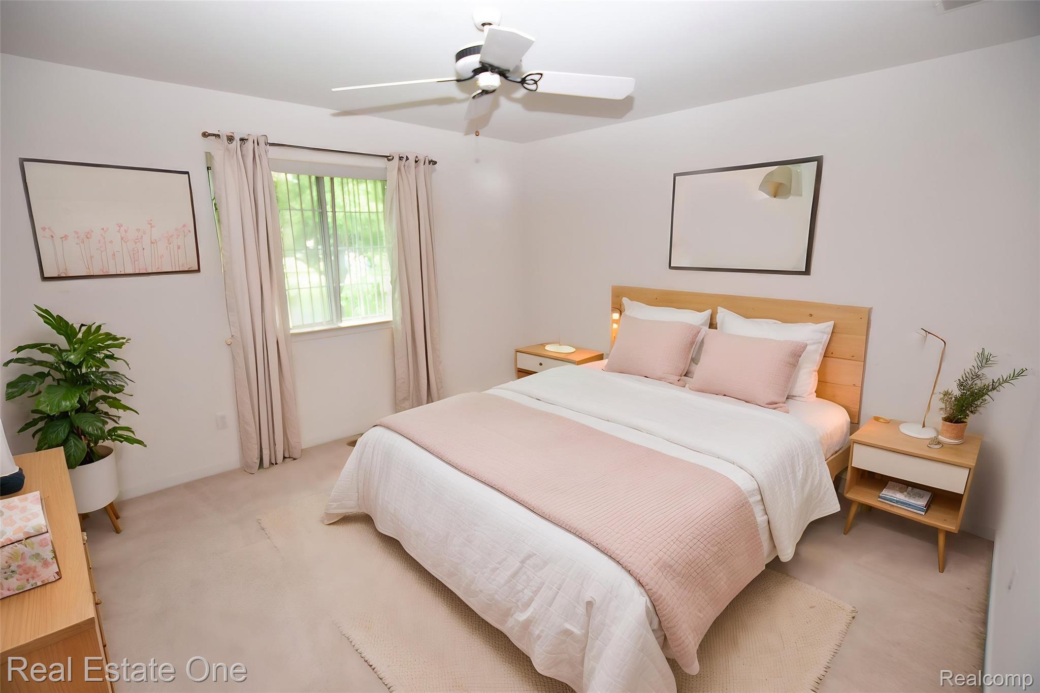 555 Winwood Court