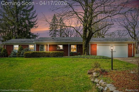 717 Sandstone Drive Rochester Hills City MI 48309